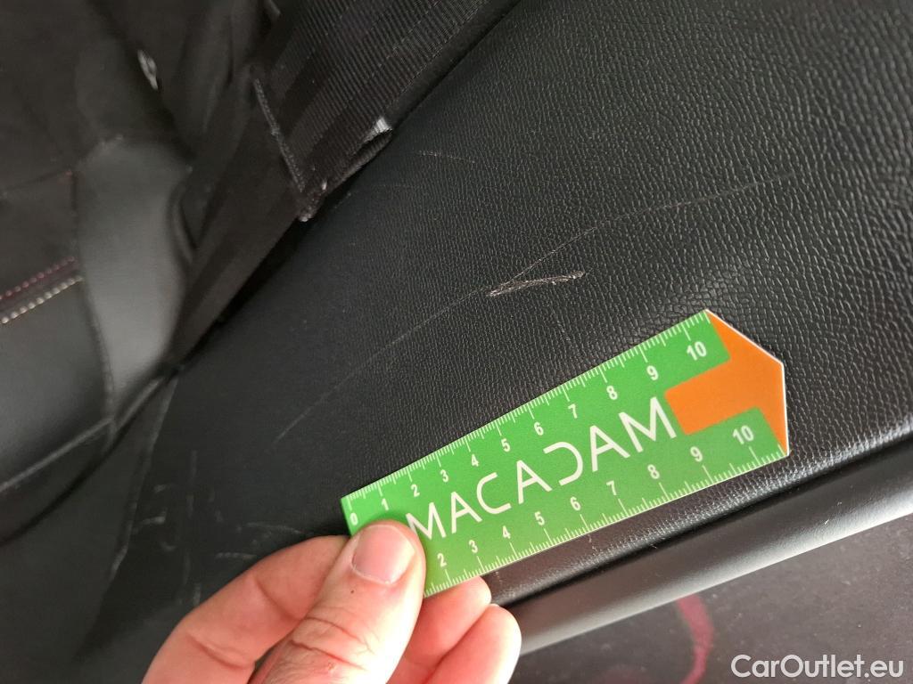  DS  DS7 DS DS 7 / 2022 / 5P / SUV E-TENSE 225 PERFORMANCE LINE + #12