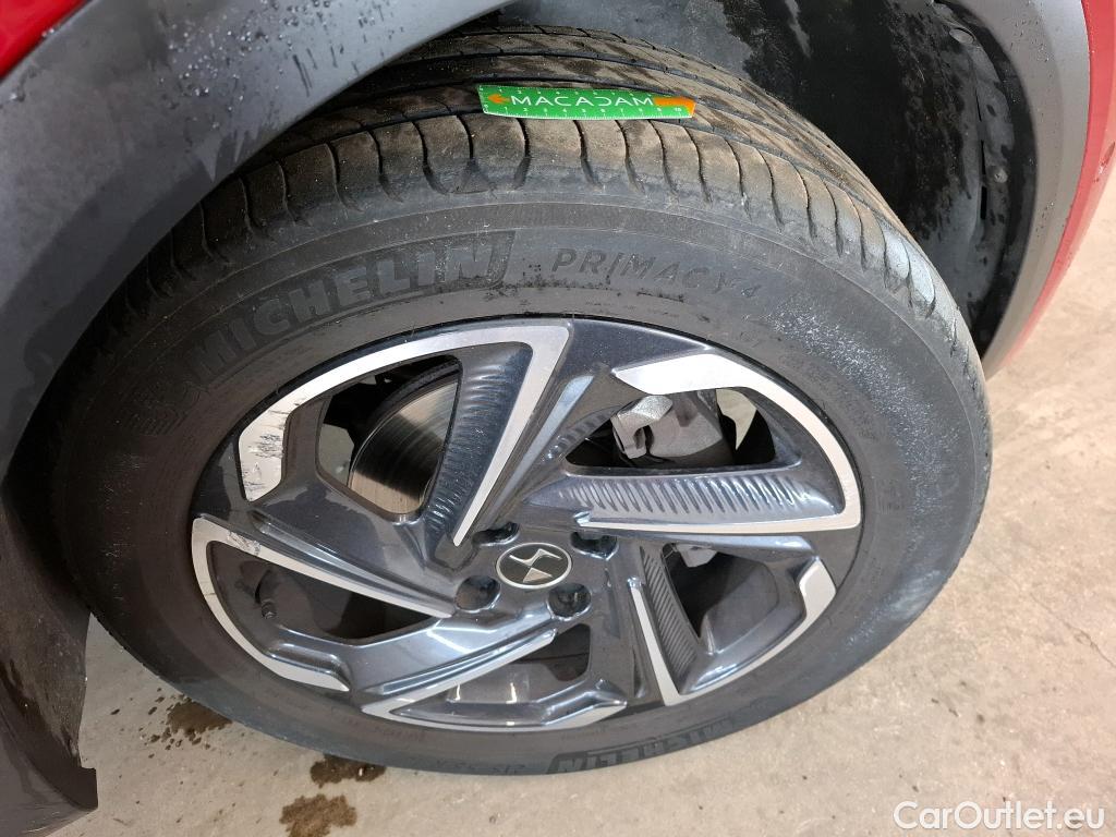  Citroen  DS3 3 Crossback Grand Chic 1.2 PureTech 155CV BVA8 E6d #4