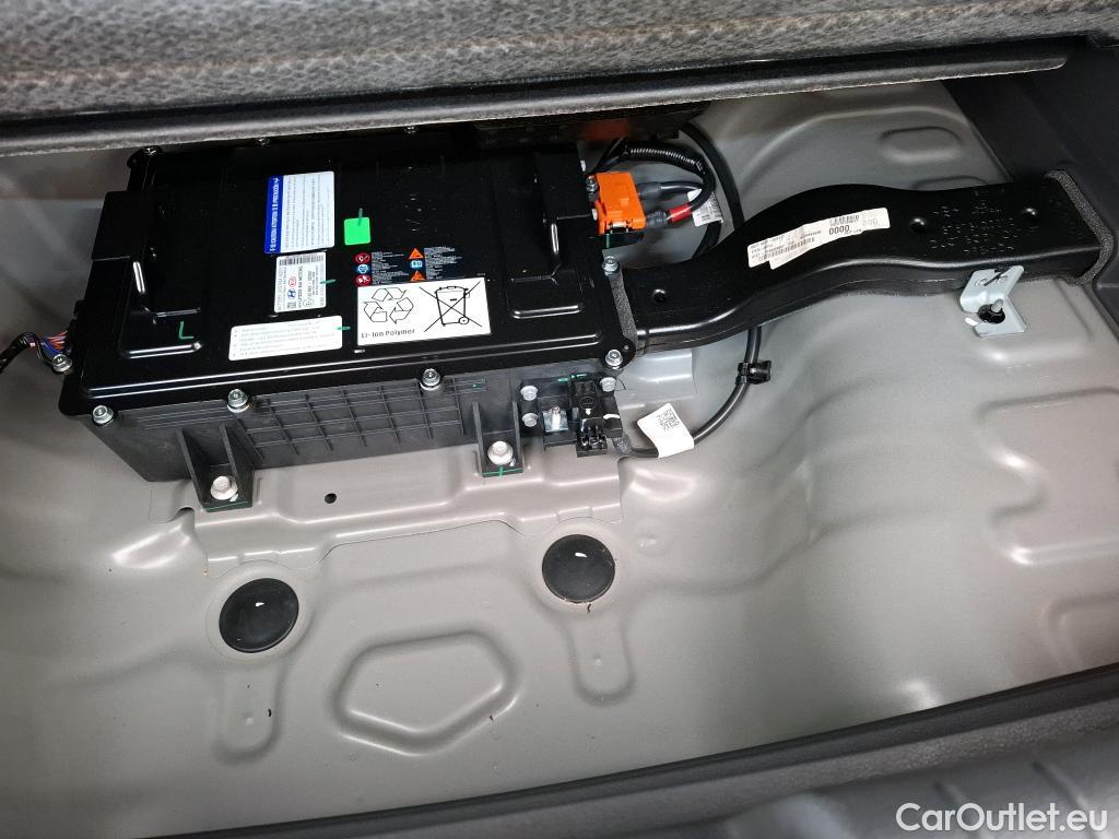  Hyundai  Bayon HYUNDAI  / 2021 / 5P / SUV 1.0 T-GDI 100 HYBRID 48V INTUITIVE #6