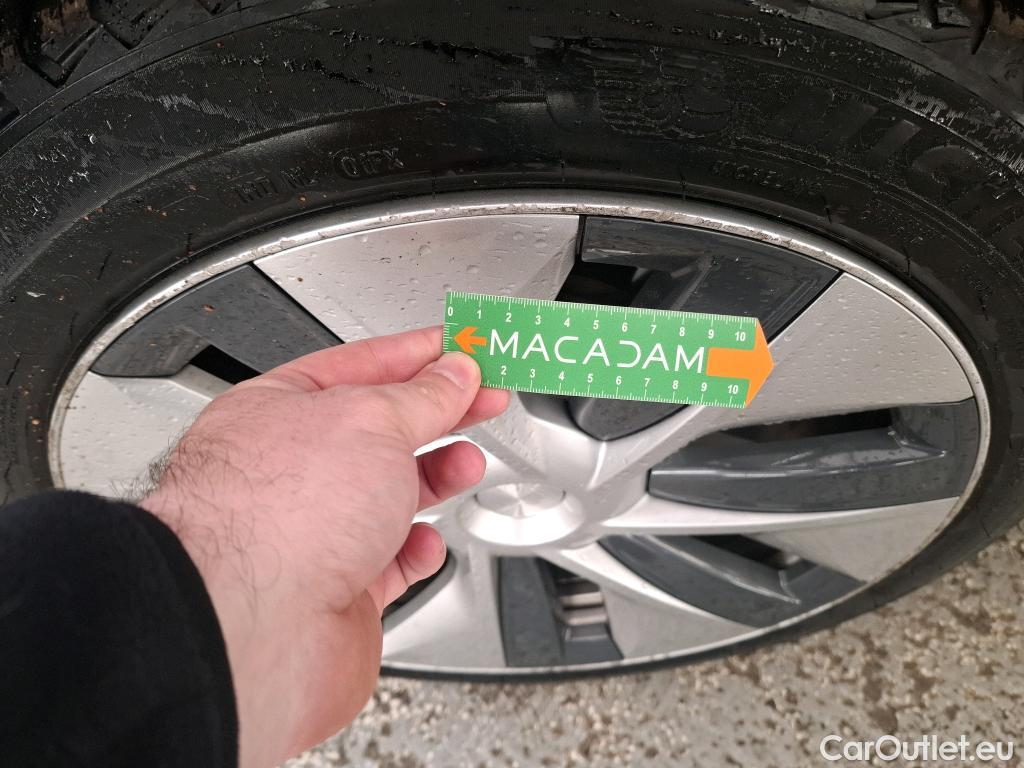  Tesla  Model Y TESLA  2020 5P SUV Grand Autonomie Dual Motor AWD #14