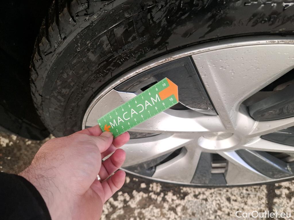  Tesla  Model Y TESLA  2020 5P SUV Grand Autonomie Dual Motor AWD #11