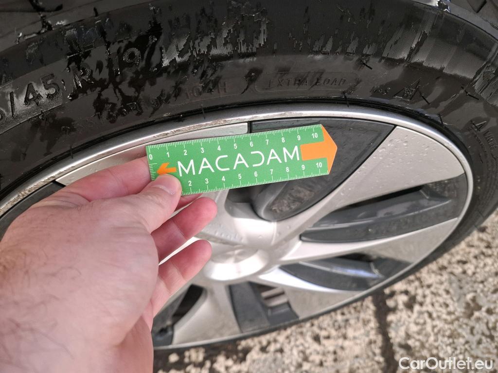  Tesla  Model Y TESLA  2020 5P SUV Grand Autonomie Dual Motor AWD #10