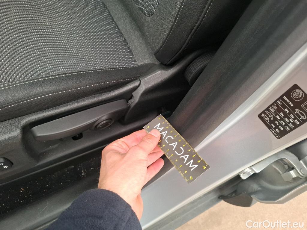  Opel  Crossland  X Business Elegance 1.5 110CV BVM6 E6d #19