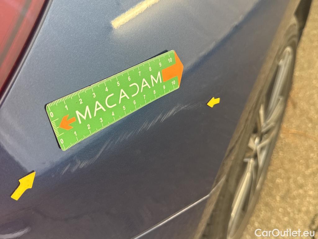  Bmw  Serie 1 Série 1 Berline 116 i Lounge 1.5 110CV BVA7 E6d #2