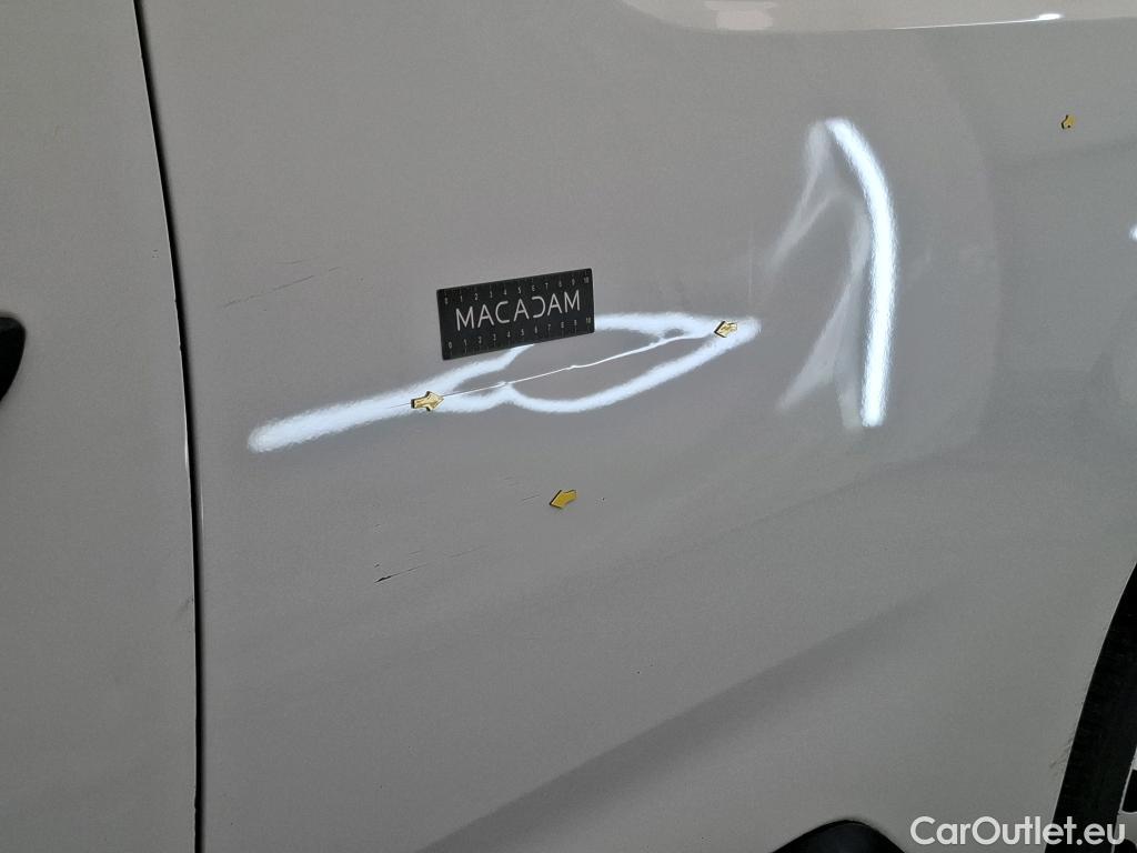  Citroen  Berlingo CITROEN  Van / 2018 / 4P / Fourgonnette Taille M 650kg BlueHDi 130 S&S EAT8 #10