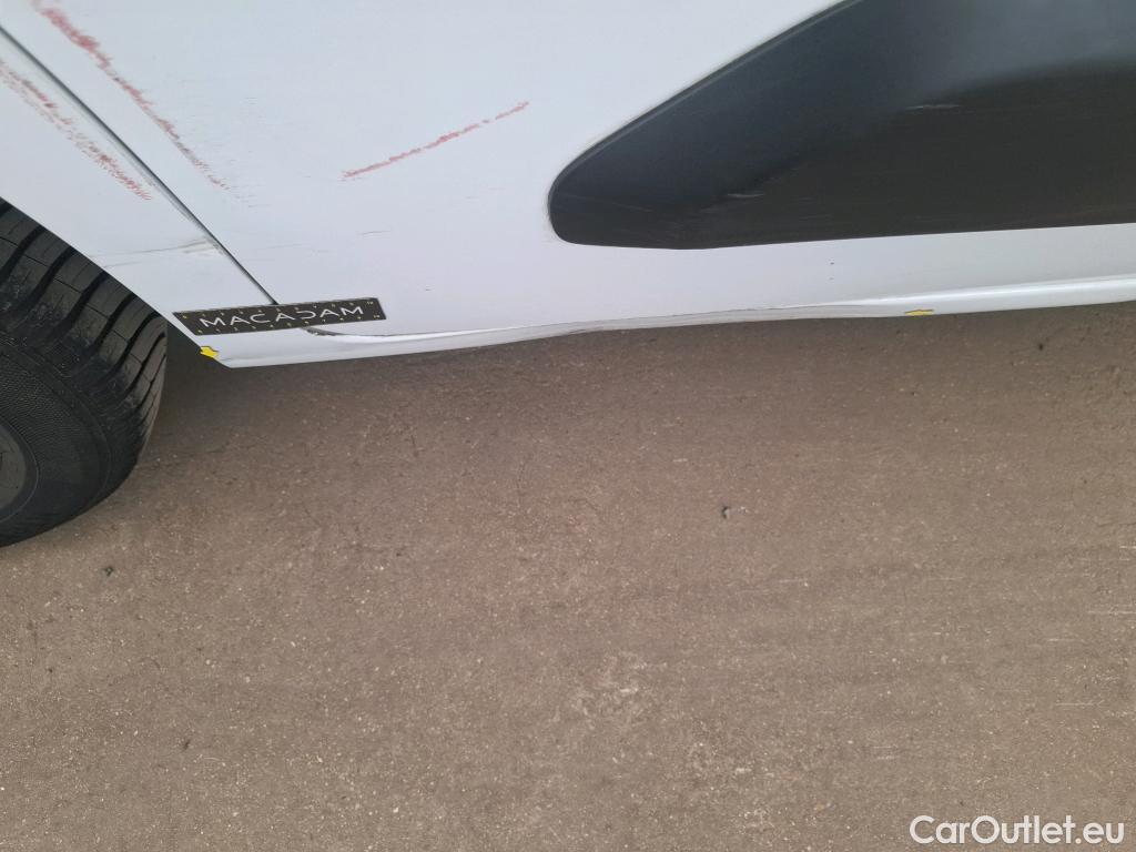  Citroen  Berlingo CITROEN  Van / 2018 / 4P / Fourgonnette Taille M 650kg BlueHDi 130 S&S EAT8 #26