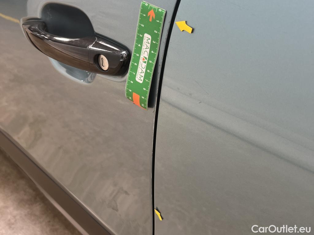  Citroen  C4 CITROEN  / 2020 / 5P / Berline PureTech 100 BVM6 Live Pack Business (Ex F403) #37