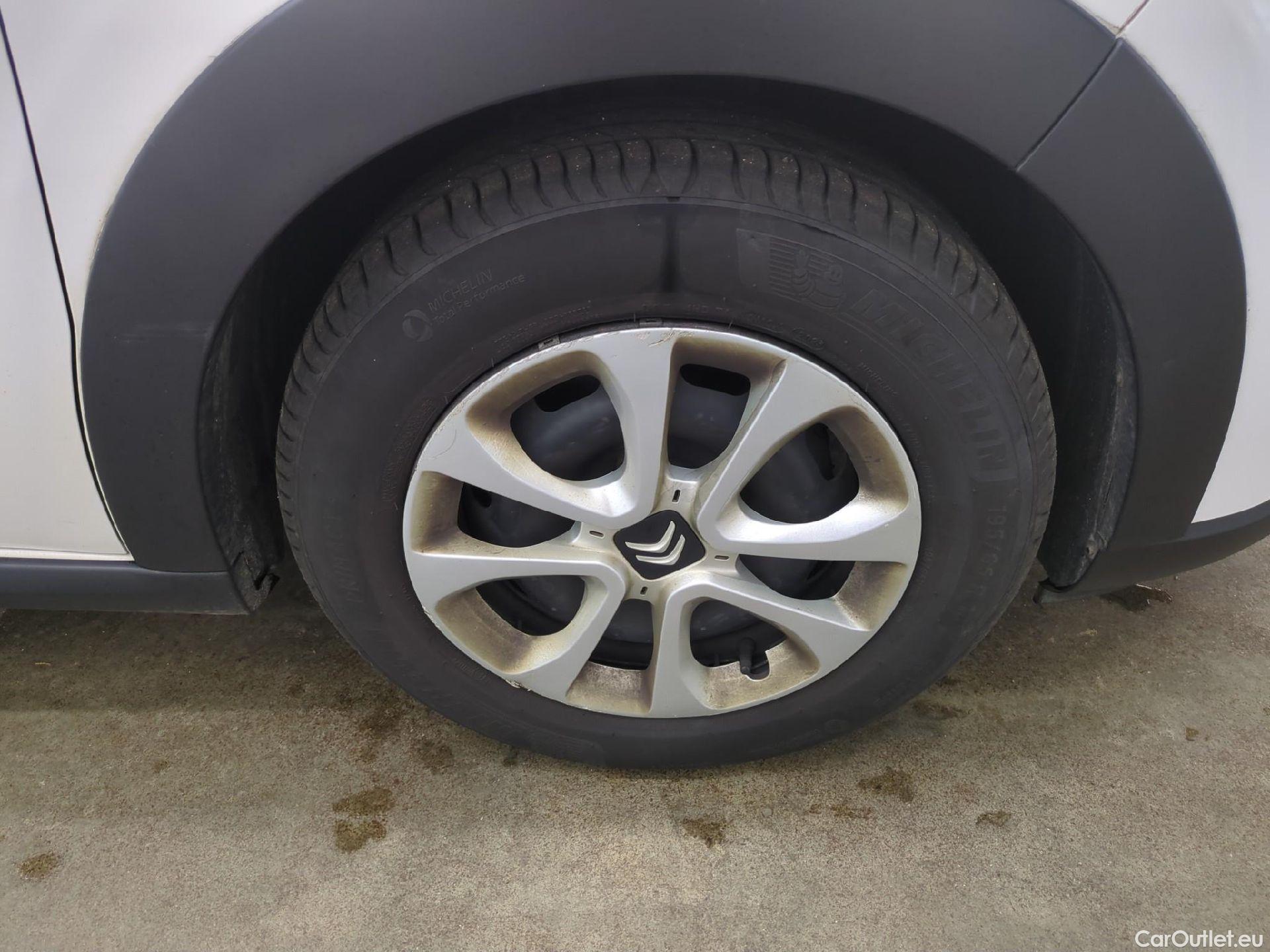  Citroen  C3  Société Feel 1.5 BlueHDI 100CV BVM5 E6dT #5