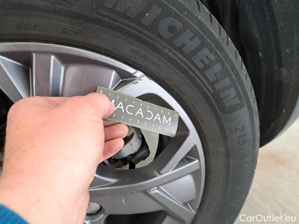  Citroen  DS3 3 Crossback Business 1.2 PureTech 130CV BVA8 E6d #46