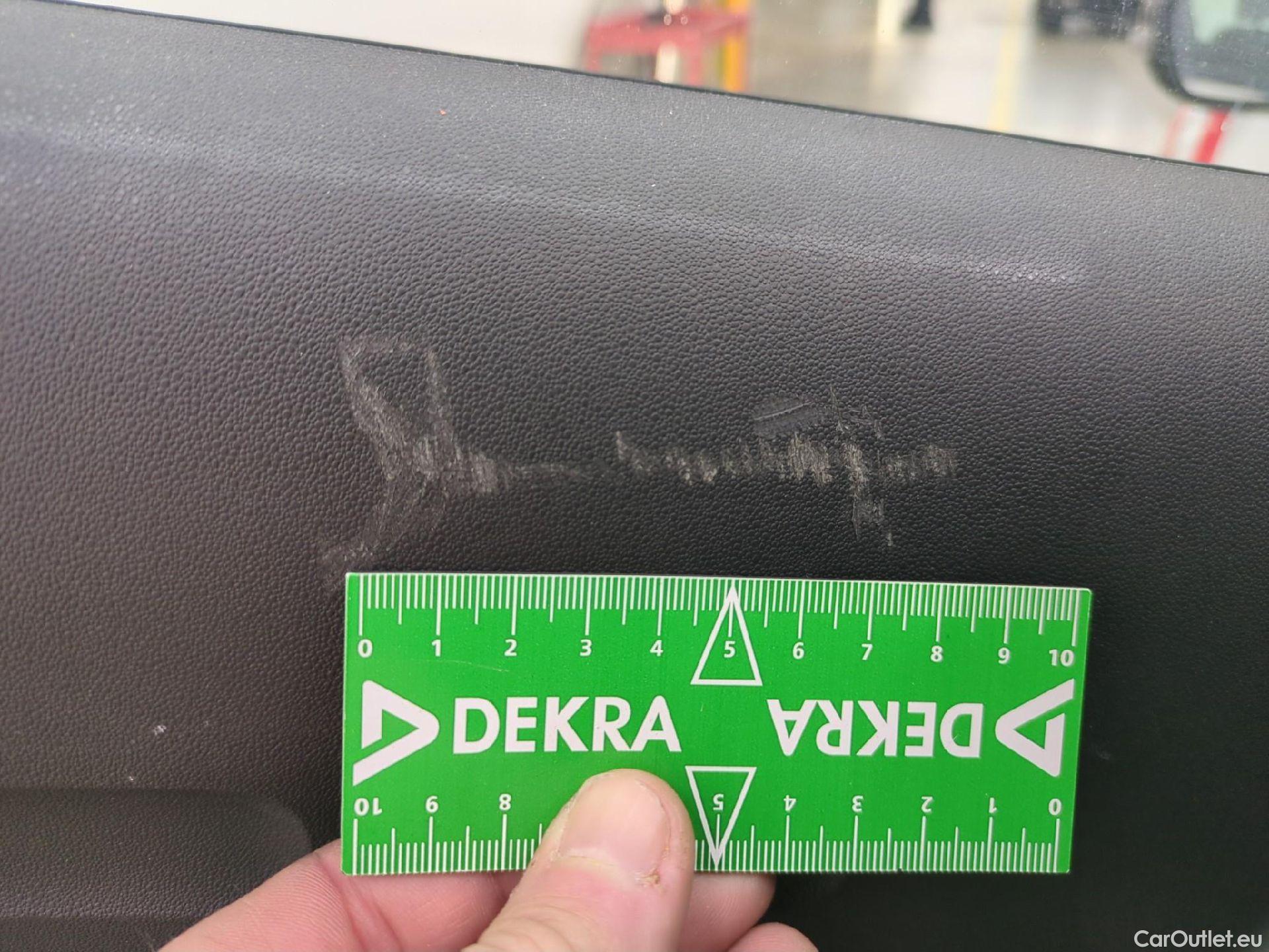  Citroen  C3  Société Feel 1.5 BlueHDI 100CV BVM5 E6dT #2