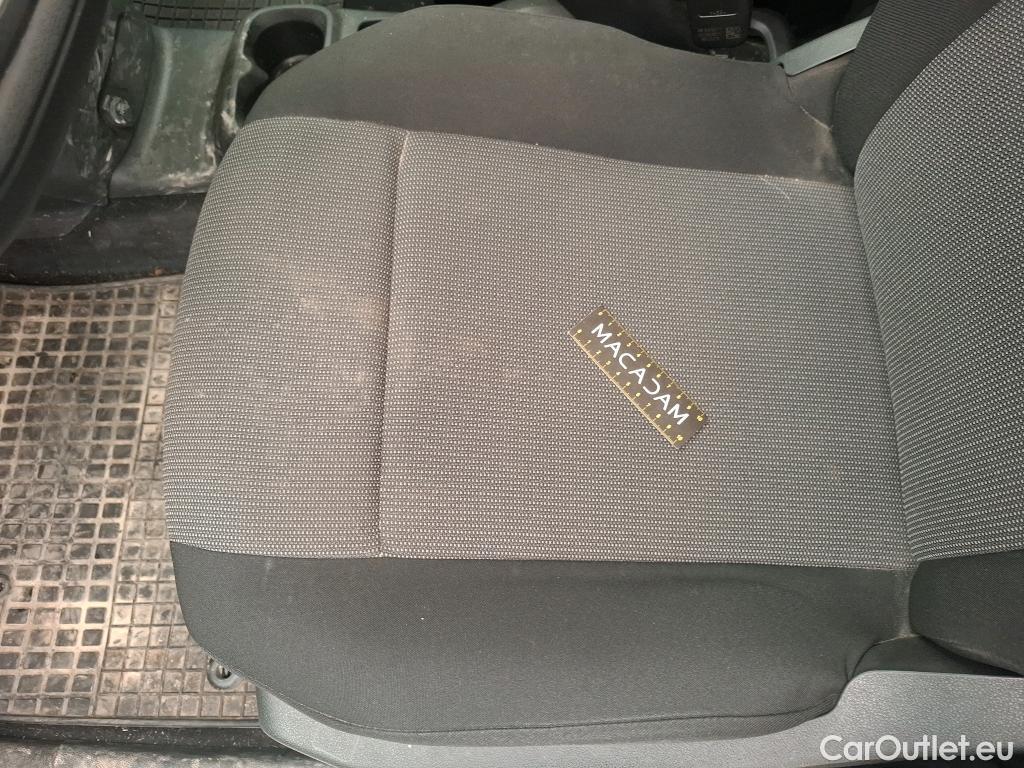  Citroen  Berlingo CITROEN  Van / 2018 / 4P / Fourgonnette Taille M 650kg BlueHDi 130 S&S EAT8 #57