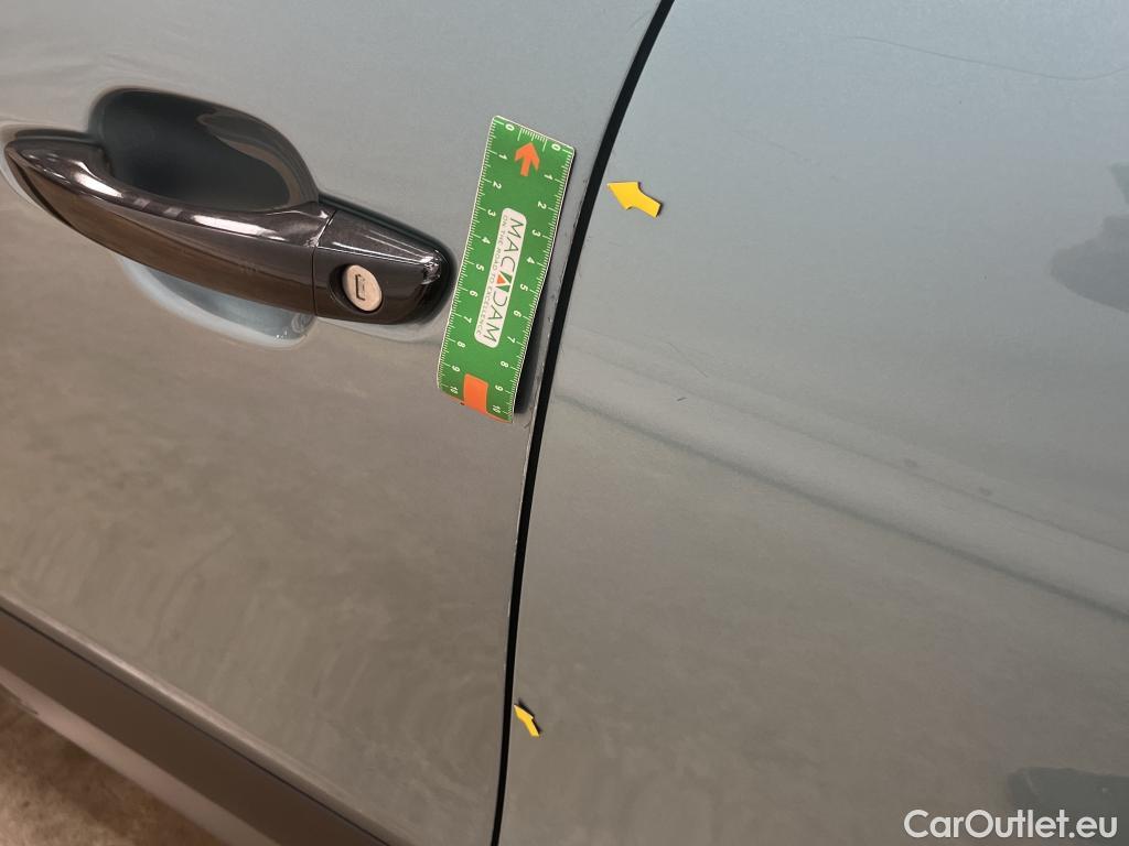  Citroen  C4 CITROEN  / 2020 / 5P / Berline PureTech 100 BVM6 Live Pack Business (Ex F403) #35