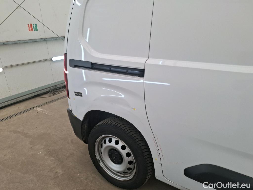  Citroen  Berlingo CITROEN  Van / 2018 / 4P / Fourgonnette Taille M 650kg BlueHDi 130 S&S EAT8 #1