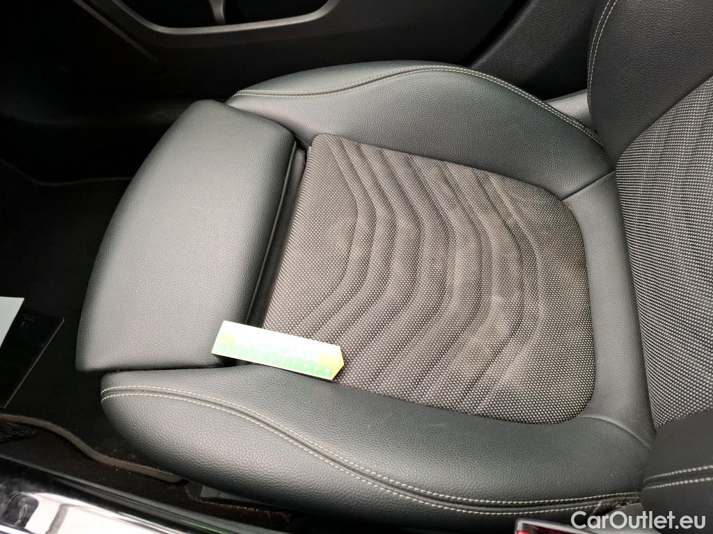  Mercedes  A-Klasse MERCEDES-BENZ Classe A Compact / 2018 / 5P / Berline A 180 d Business Line BVA #33