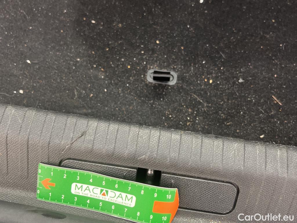  Citroen  C4 CITROEN  / 2020 / 5P / Berline PureTech 100 BVM6 Live Pack Business (Ex F403) #66