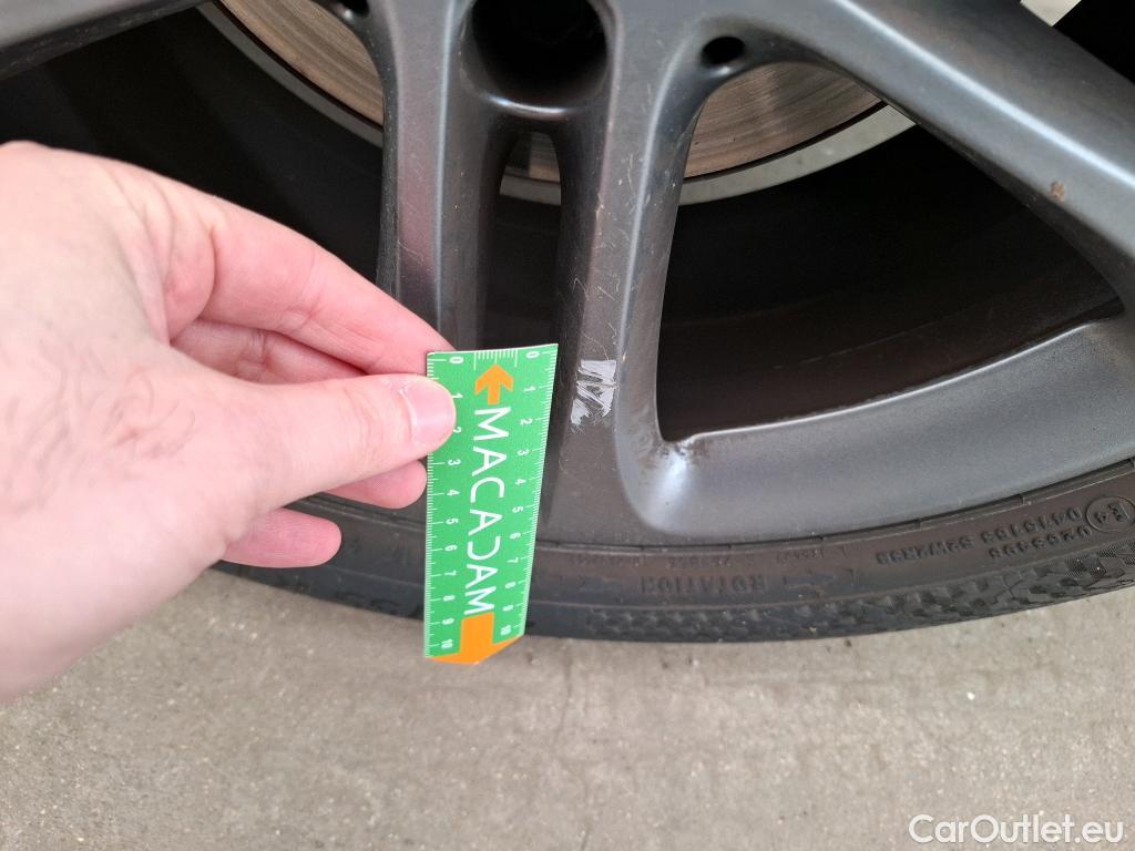  Mercedes  A-Klasse MERCEDES-BENZ Classe A Compact / 2018 / 5P / Berline A 180 d Business Line BVA #13