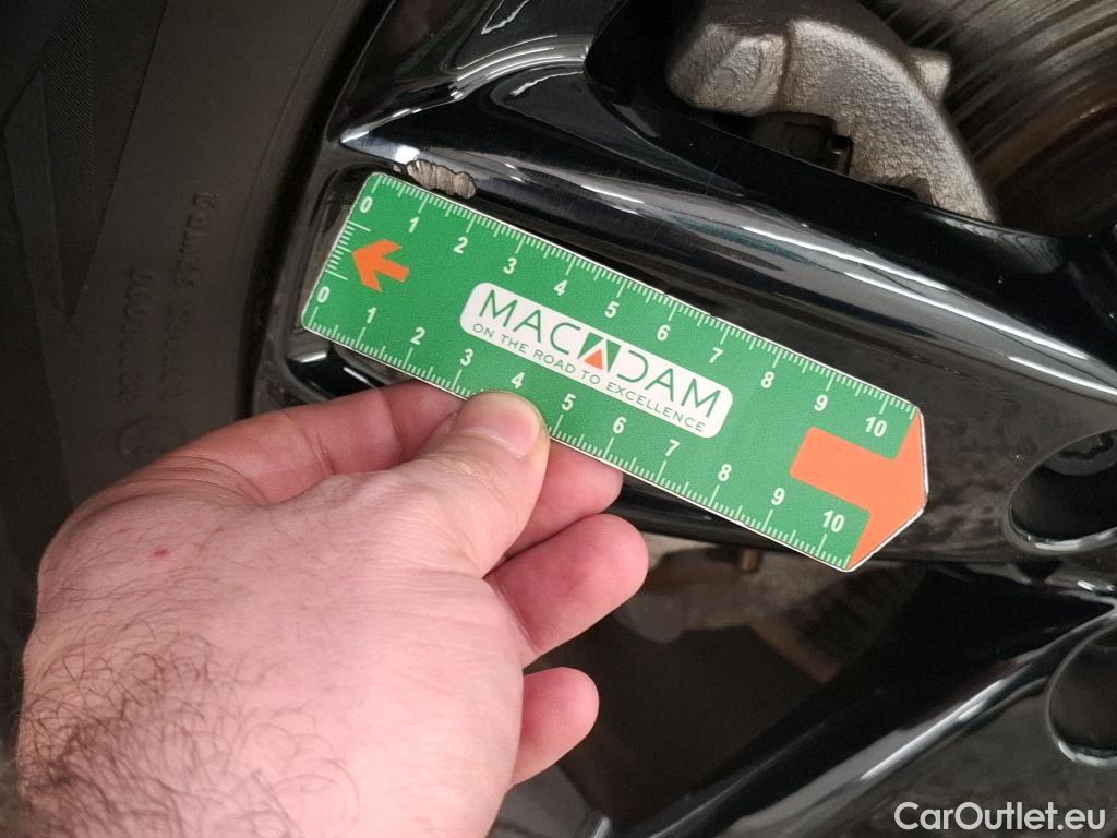  Mini  Countryman MINI  / 2020 / 5P / Crossover Cooper Essential 136 ch BVA7 #5