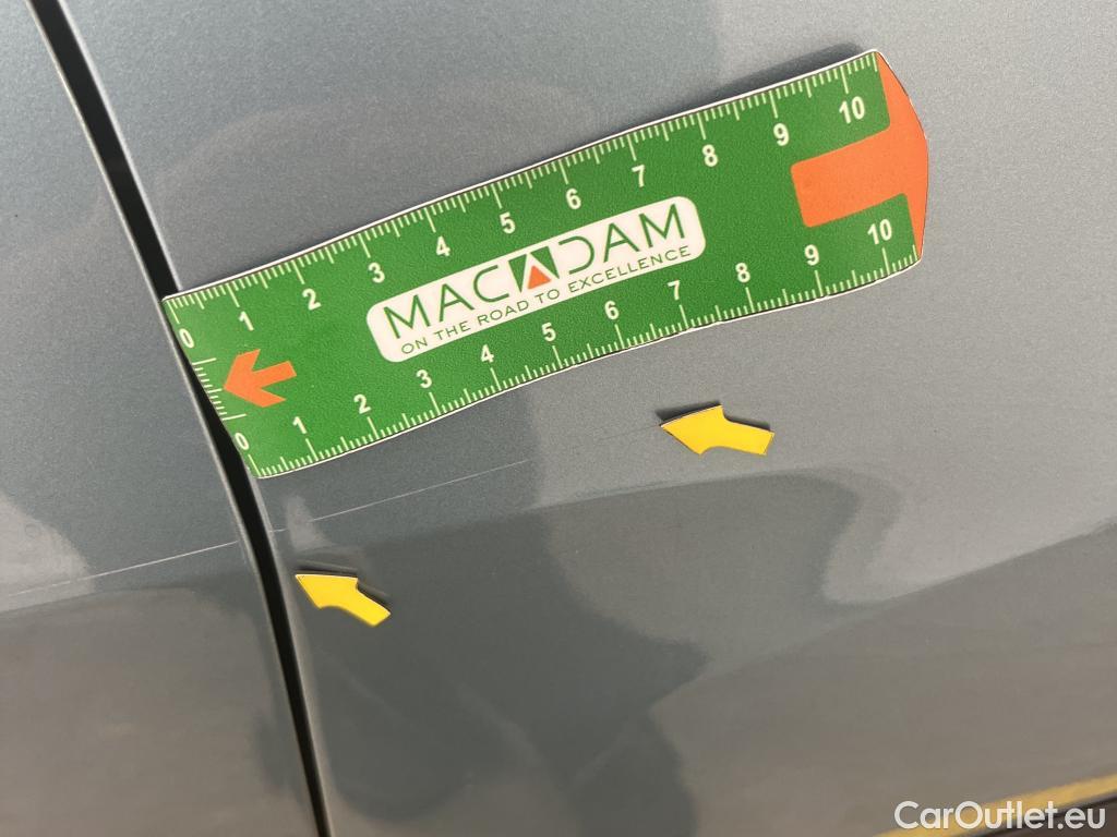  Citroen  C4 CITROEN  / 2020 / 5P / Berline PureTech 100 BVM6 Live Pack Business (Ex F403) #77