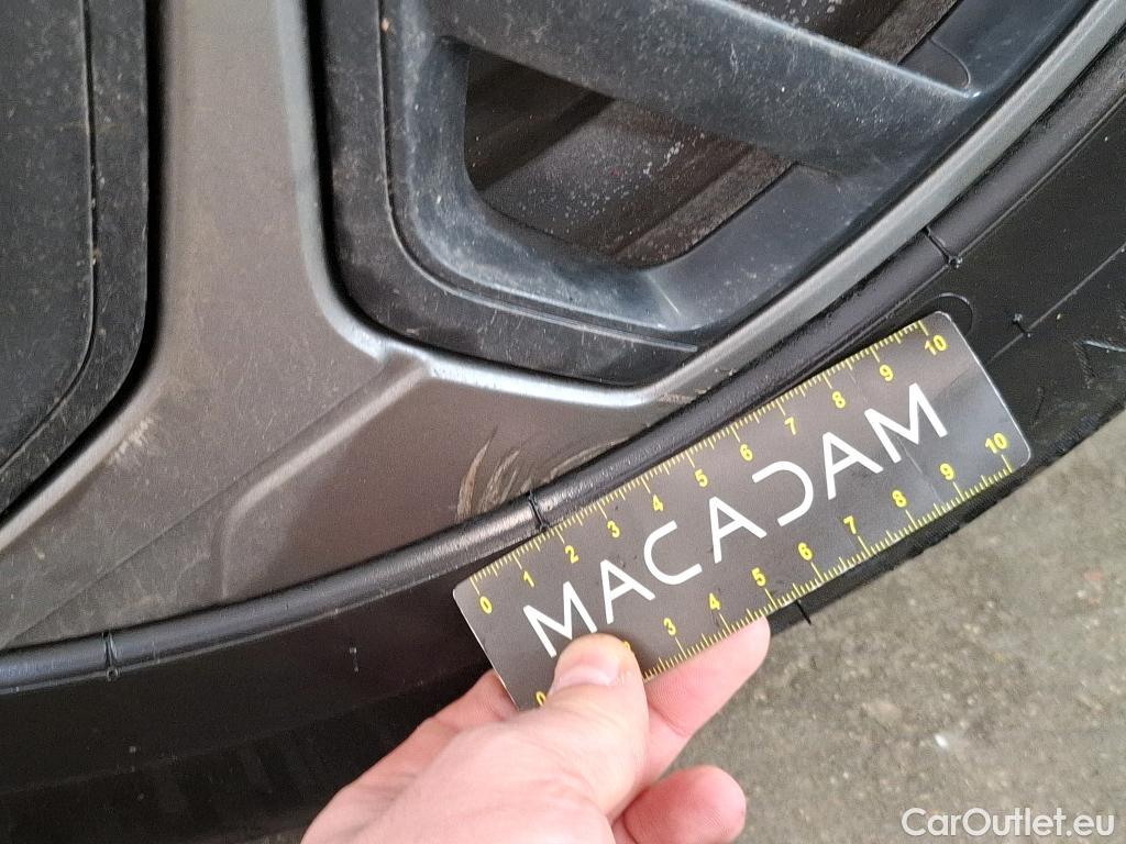  Citroen  C4 CITROEN  X / 2022 / 4P / Berline PureTech 130 S&S EAT8 Feel Pack #17