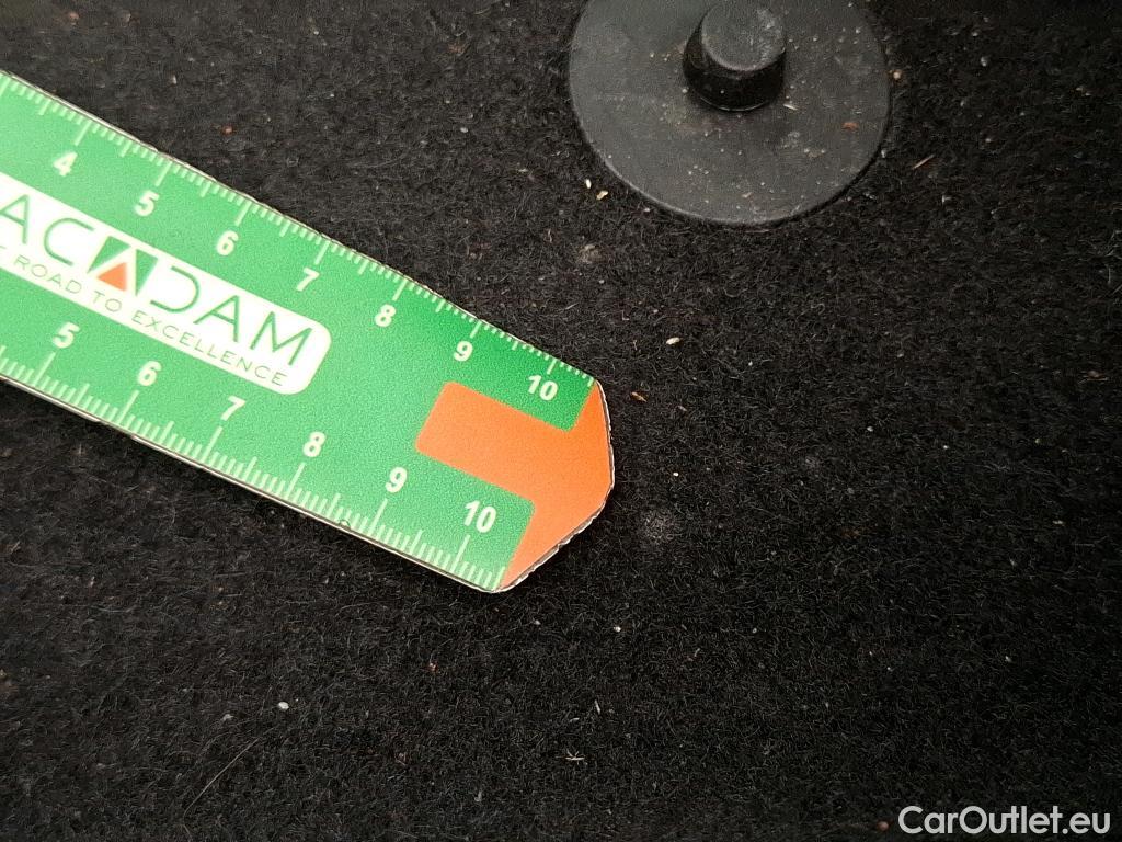  Citroen  C3  Société Feel Nav 1.2 PureTech 80CV BVM5 E6 #13