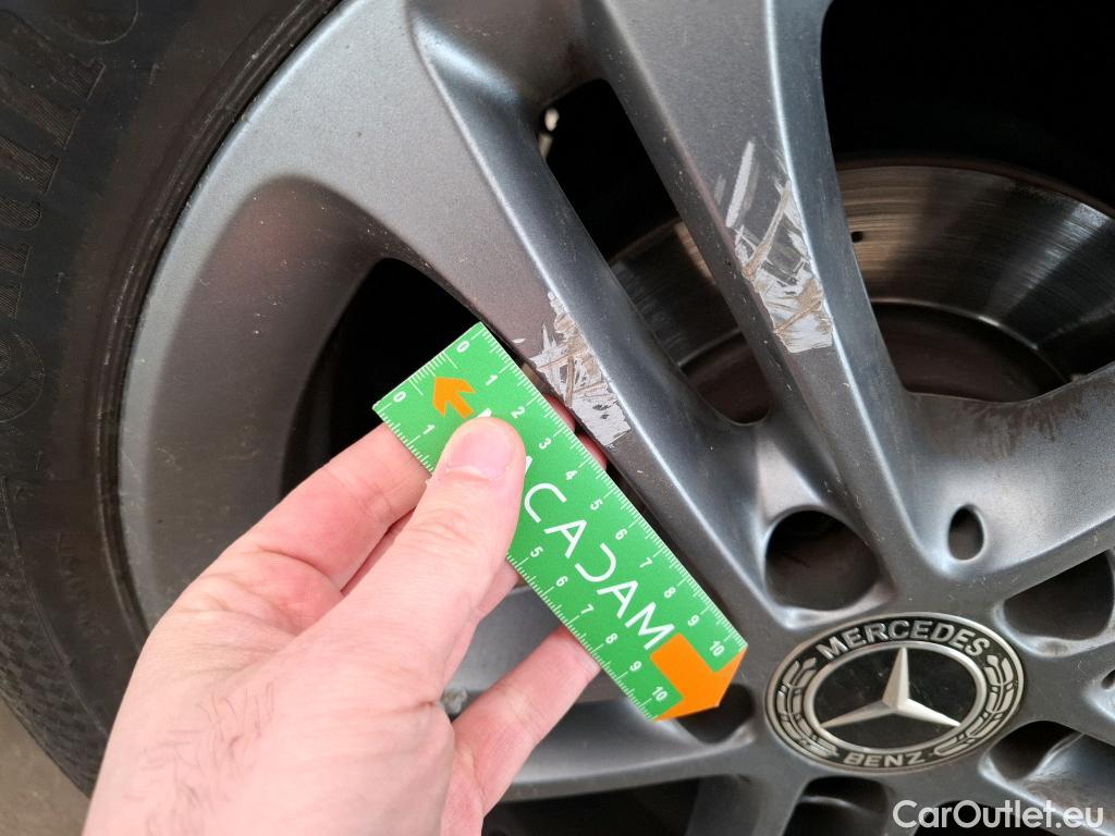  Mercedes  A-Klasse MERCEDES-BENZ Classe A Compact / 2018 / 5P / Berline A 180 d Business Line BVA #8