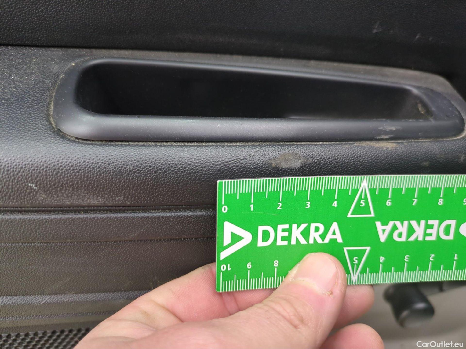  Citroen  C3  Société Feel 1.5 BlueHDI 100CV BVM5 E6dT #4