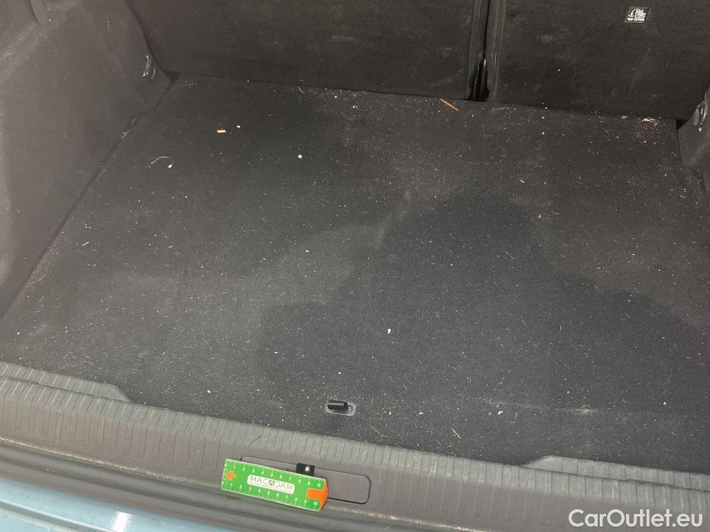  Citroen  C4 CITROEN  / 2020 / 5P / Berline PureTech 100 BVM6 Live Pack Business (Ex F403) #67