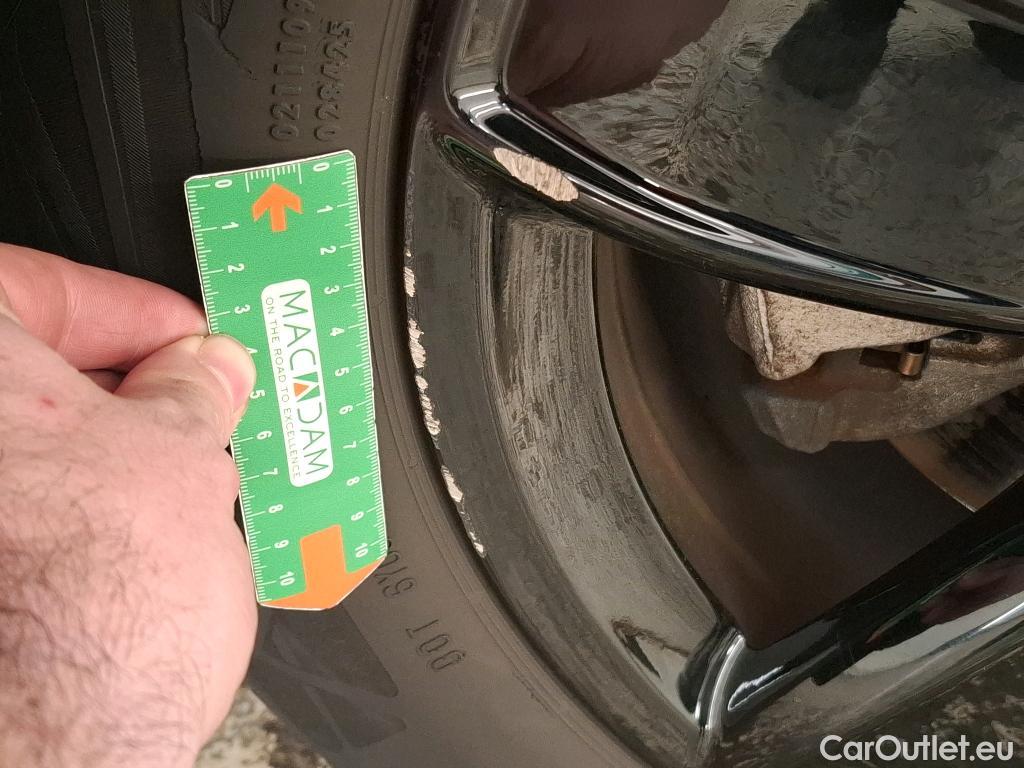  Mini  Countryman MINI  / 2020 / 5P / Crossover Cooper Essential 136 ch BVA7 #3