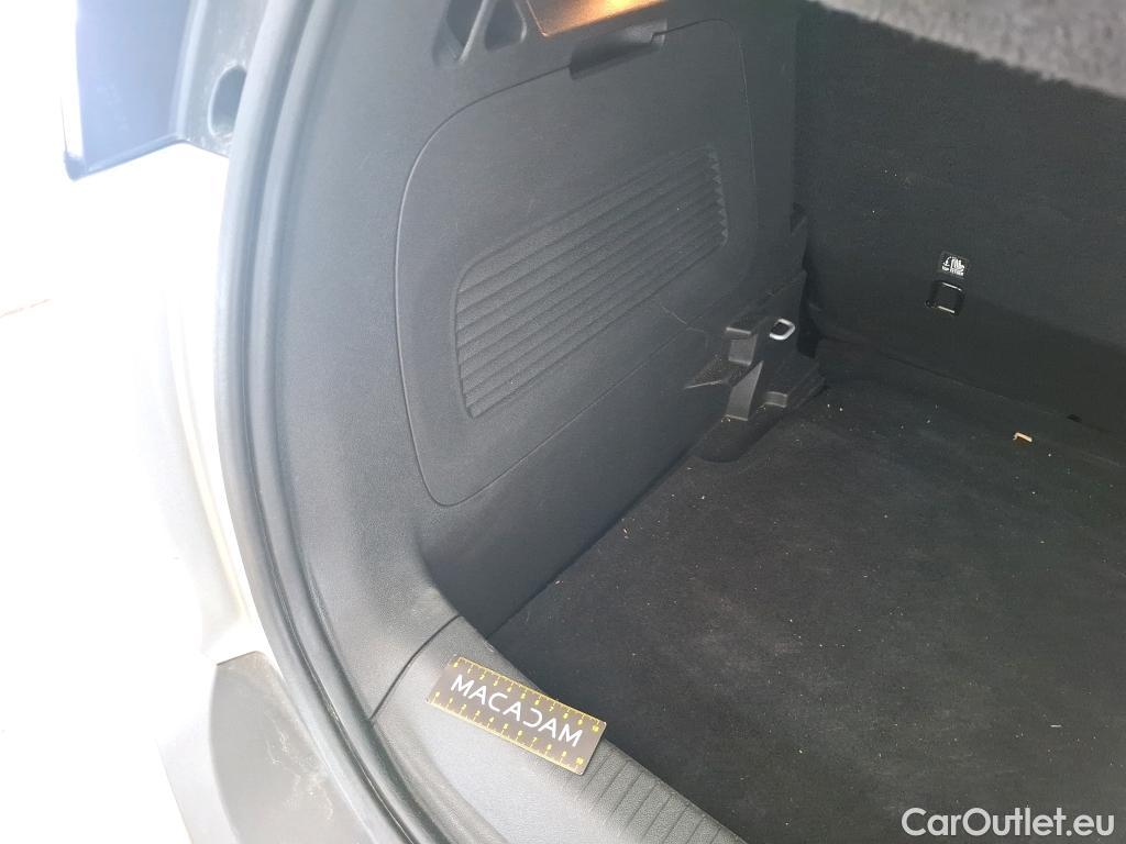  Opel  Crossland  X Business Elegance 1.5 110CV BVM6 E6d #28