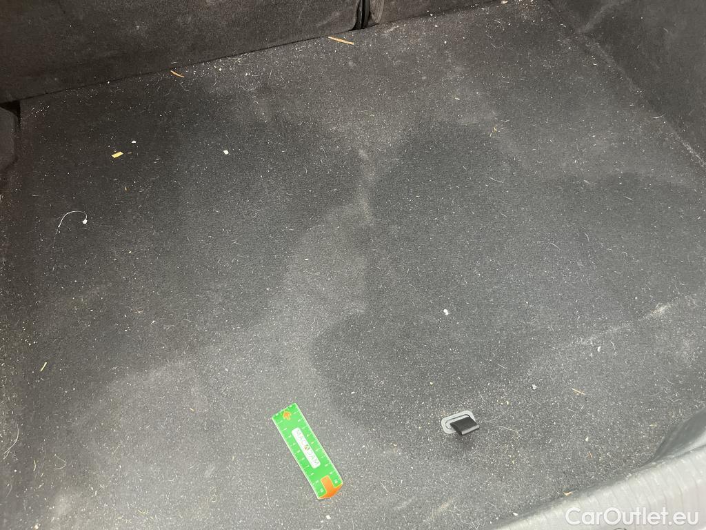  Citroen  C4 CITROEN  / 2020 / 5P / Berline PureTech 100 BVM6 Live Pack Business (Ex F403) #61