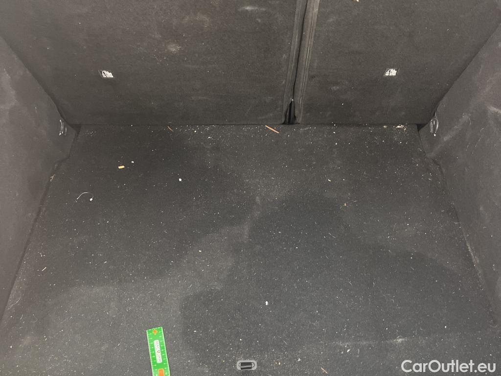  Citroen  C4 CITROEN  / 2020 / 5P / Berline PureTech 100 BVM6 Live Pack Business (Ex F403) #60