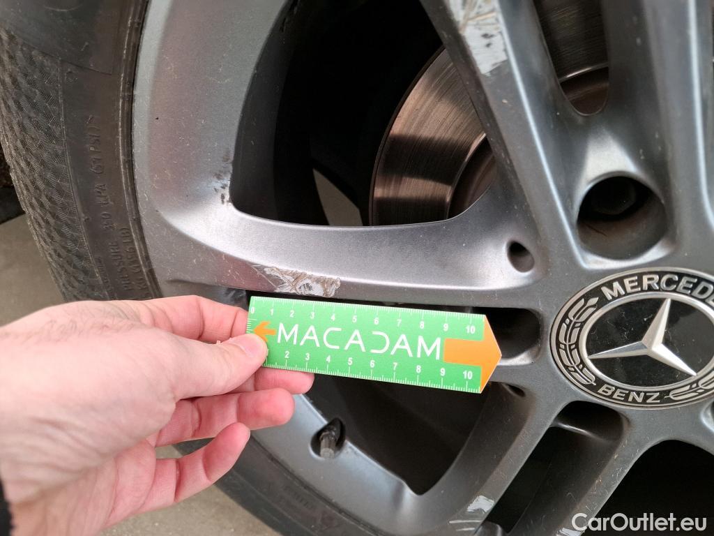  Mercedes  A-Klasse MERCEDES-BENZ Classe A Compact / 2018 / 5P / Berline A 180 d Business Line BVA #11