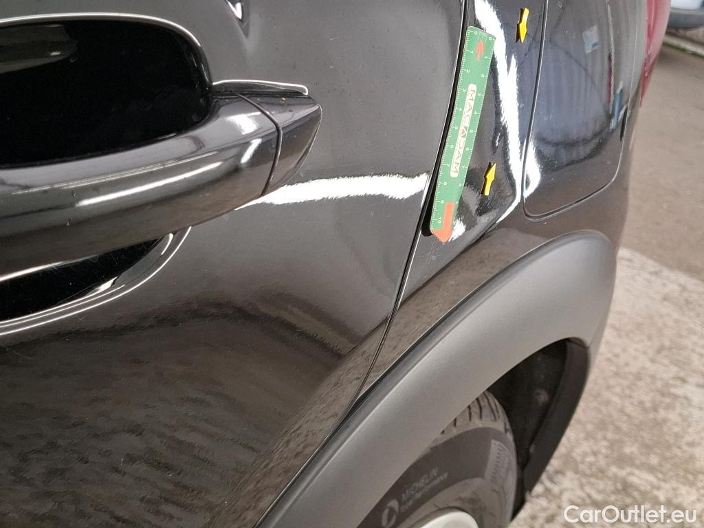  Citroen  C3  Société Feel Nav 1.2 PureTech 80CV BVM5 E6 #3