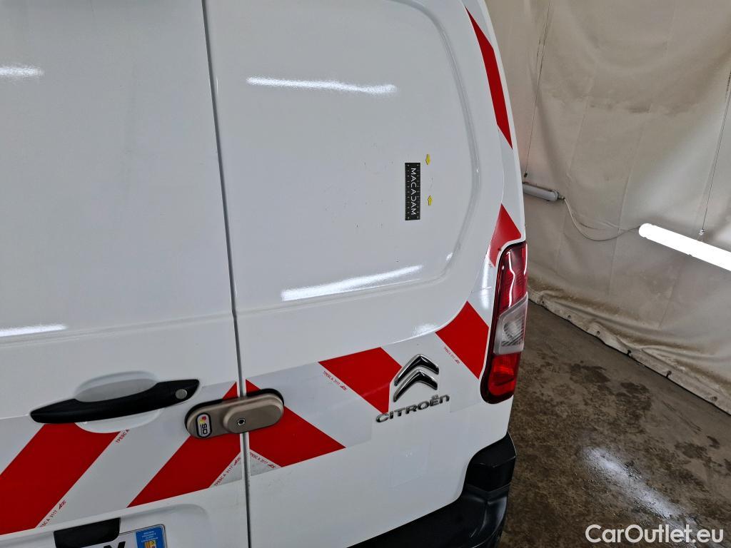  Citroen  Berlingo  Fourgon Club M 1000 1.2 PureTech 130CV BVA8 E6d #19