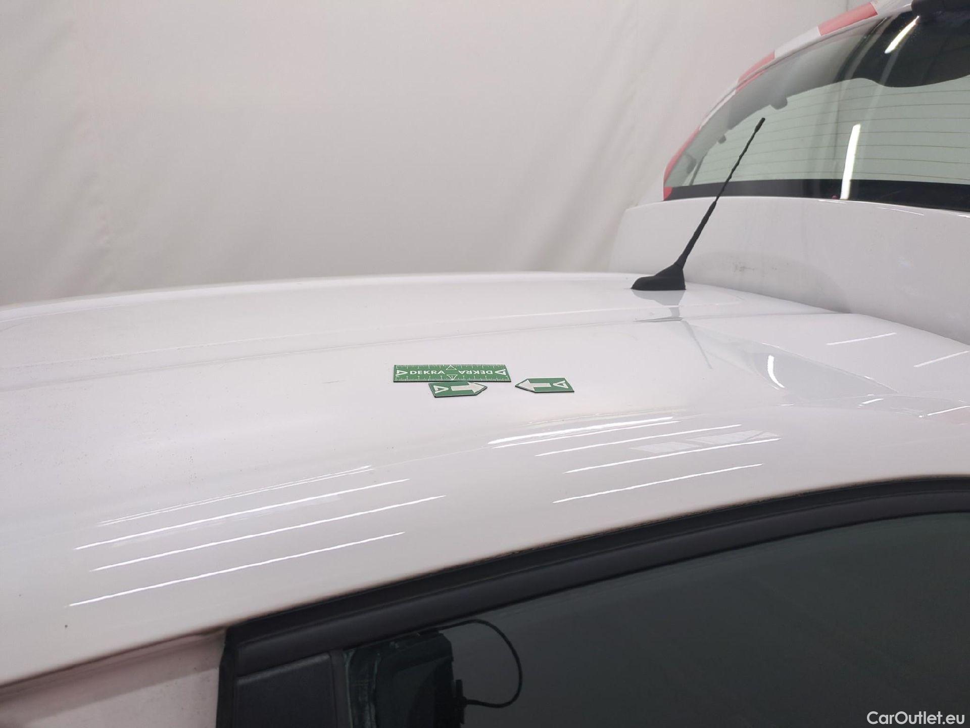  Citroen  C3  Société Feel 1.5 BlueHDI 100CV BVM5 E6dT #20