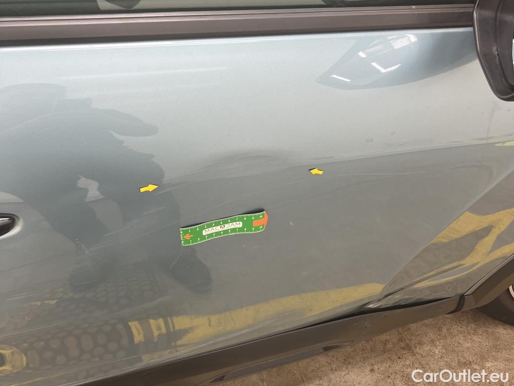  Citroen  C4 CITROEN  / 2020 / 5P / Berline PureTech 100 BVM6 Live Pack Business (Ex F403) #4