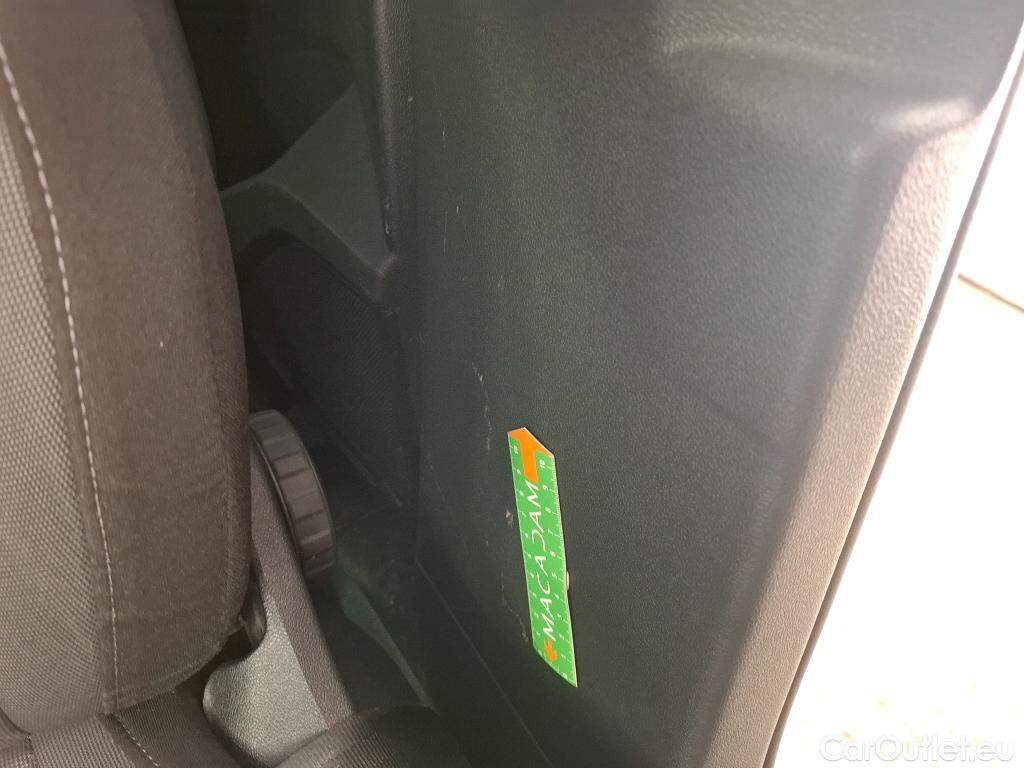  Volkswagen  Tiguan VOLKSWAGEN  / 2020 / 5P / SUV 2.0 TDI 150 DSG7 Life Business #10