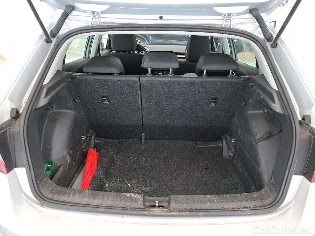  Skoda  Fabia  Ambition 1.0 MPI 80CV BVM5 E6d #38