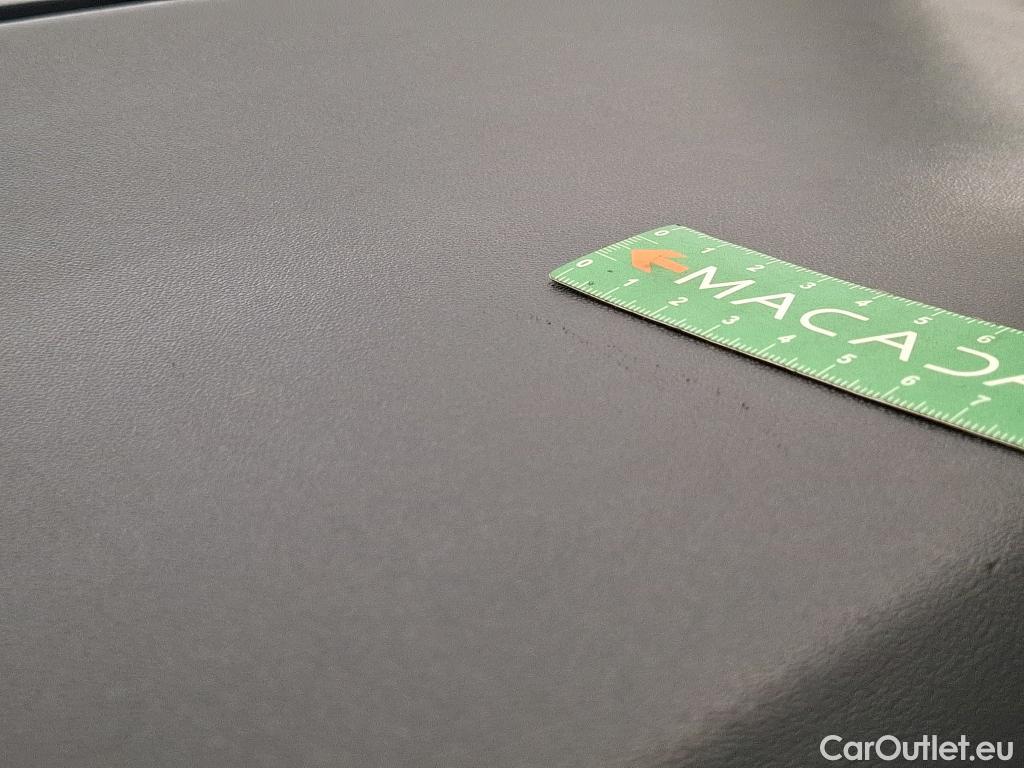  Peugeot  208  Affaire Premium Pack 1.5 HDi 100CV BVM5 E6dT #3