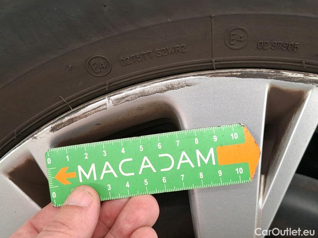  Peugeot  208  Affaire Premium Pack 1.5 HDi 100CV BVM5 E6dT #61