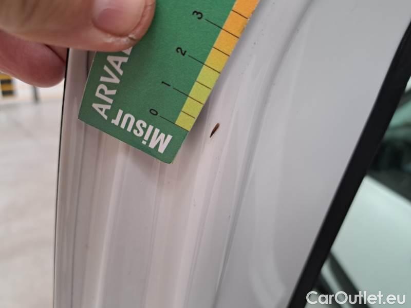  Fiat  Panda FIAT  / 2011 / 5P / BERLINA 1.0 FIREFLY 70CV SeS HYBRID CITY LIFE #85