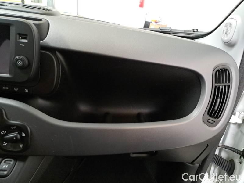  Fiat  Panda FIAT  / 2011 / 5P / BERLINA 1.0 FIREFLY 70CV SeS HYBRID CITY LIFE #78