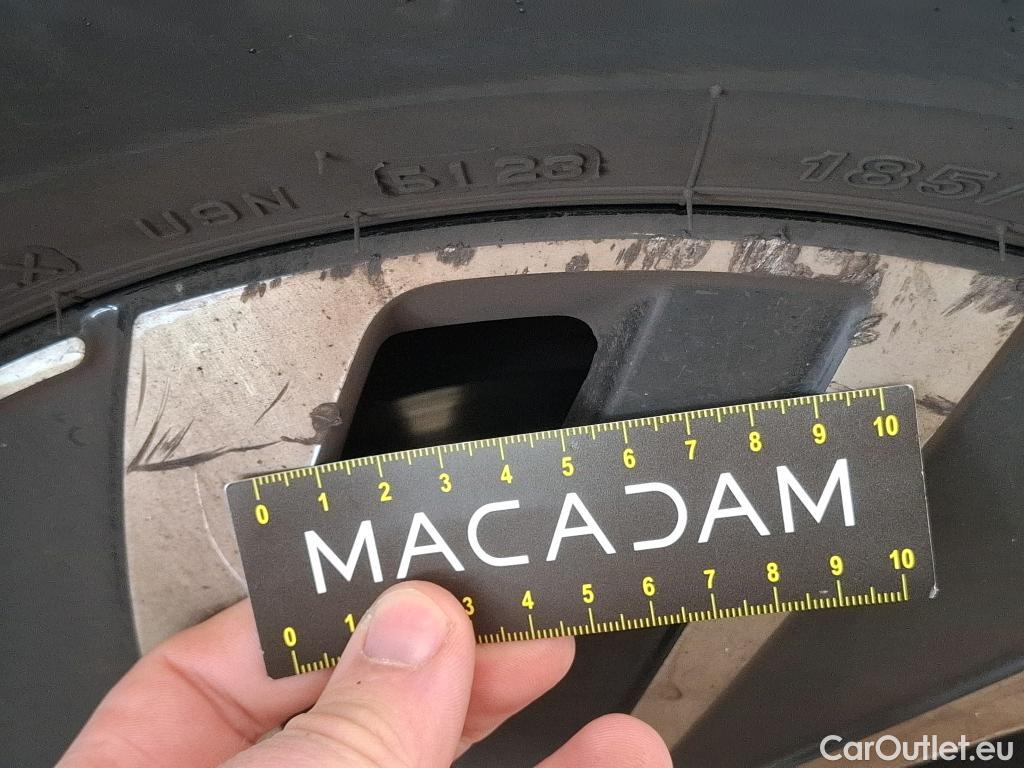  Volkswagen  Polo VOLKSWAGEN  / 2021 / 5P / Berline 1.0 TSI 95 LIFE PLUS DSG7 #11