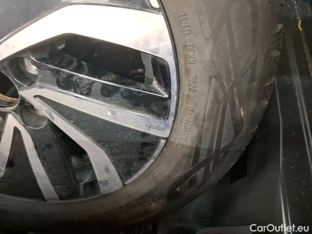  Volkswagen  Polo VOLKSWAGEN  / 2021 / 5P / Berline 1.0 TSI 95 LIFE PLUS DSG7 #15