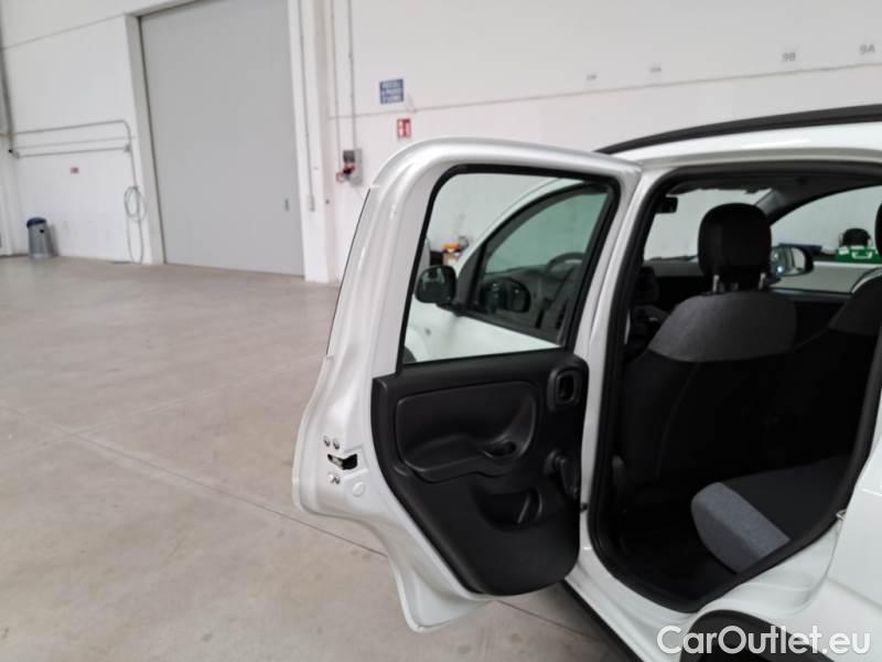  Fiat  Panda FIAT  / 2011 / 5P / BERLINA 1.0 FIREFLY 70CV SeS HYBRID CITY LIFE #84