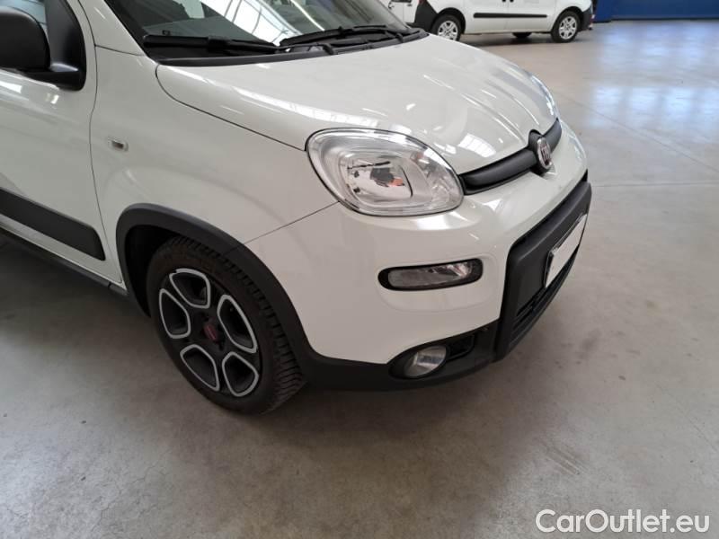  Fiat  Panda FIAT  / 2011 / 5P / BERLINA 1.0 FIREFLY 70CV SeS HYBRID CITY LIFE #33