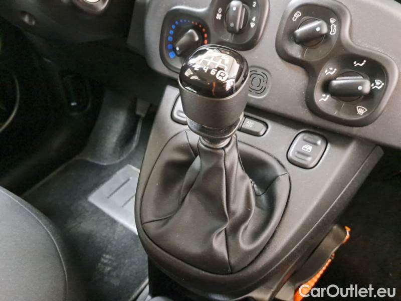  Fiat  Panda FIAT  / 2011 / 5P / BERLINA 1.0 FIREFLY 70CV SeS HYBRID CITY LIFE #80