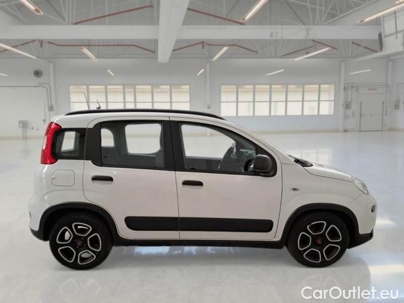  Fiat  Panda FIAT  / 2011 / 5P / BERLINA 1.0 FIREFLY 70CV SeS HYBRID CITY LIFE #7