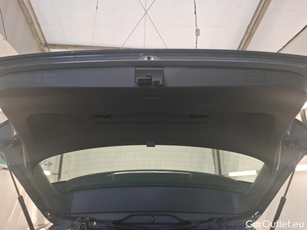  Volkswagen  Golf   / 2020 / 5P / Berline 2.0 TDI SCR 115 DSG7 LIFE BUSINESS #11