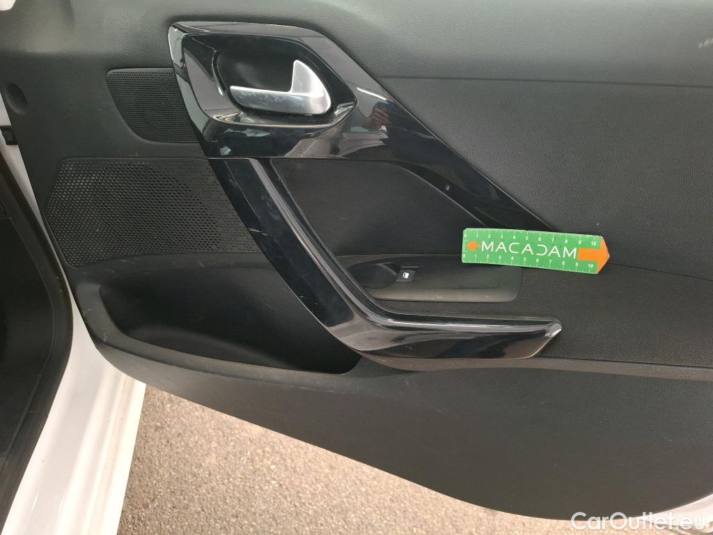  Peugeot  208  Affaire Premium Pack 1.5 HDi 100CV BVM5 E6dT #36